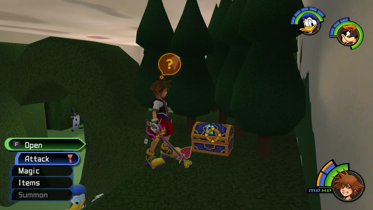 Wonderland Queen's Castle Hedge Right Blue Chest
